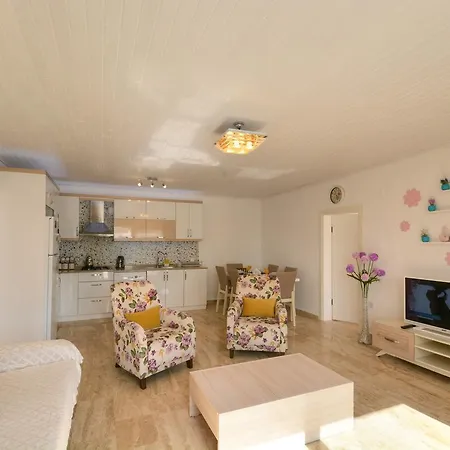 Private Araf Villa