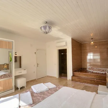 Private Araf Villa *